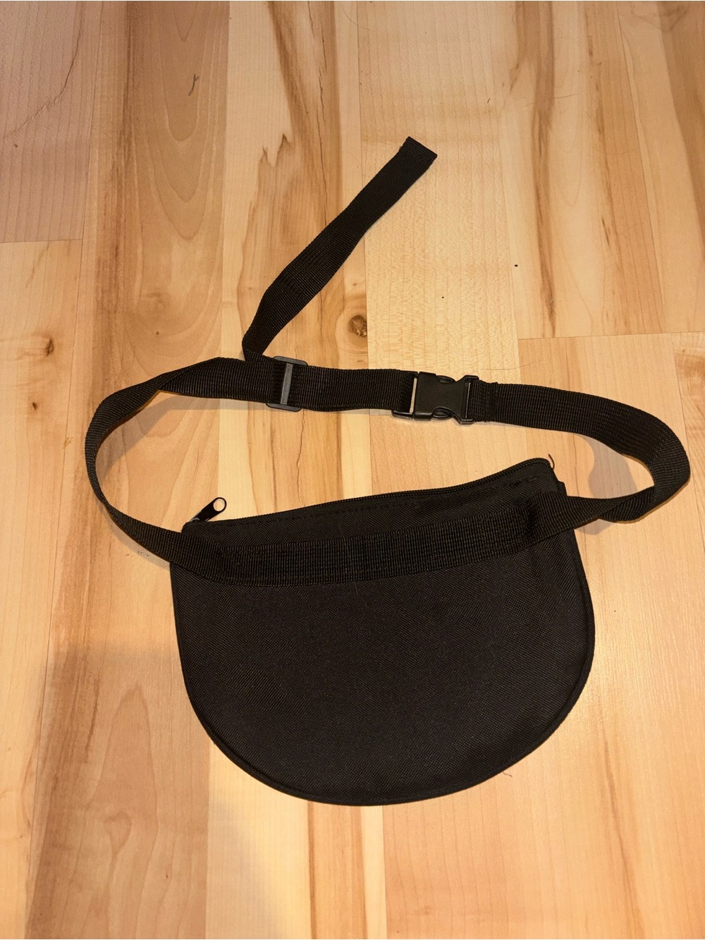 Black Glitter Waist Bag - Stylish Hands-Free Belt Bag - Picture 2 of 4